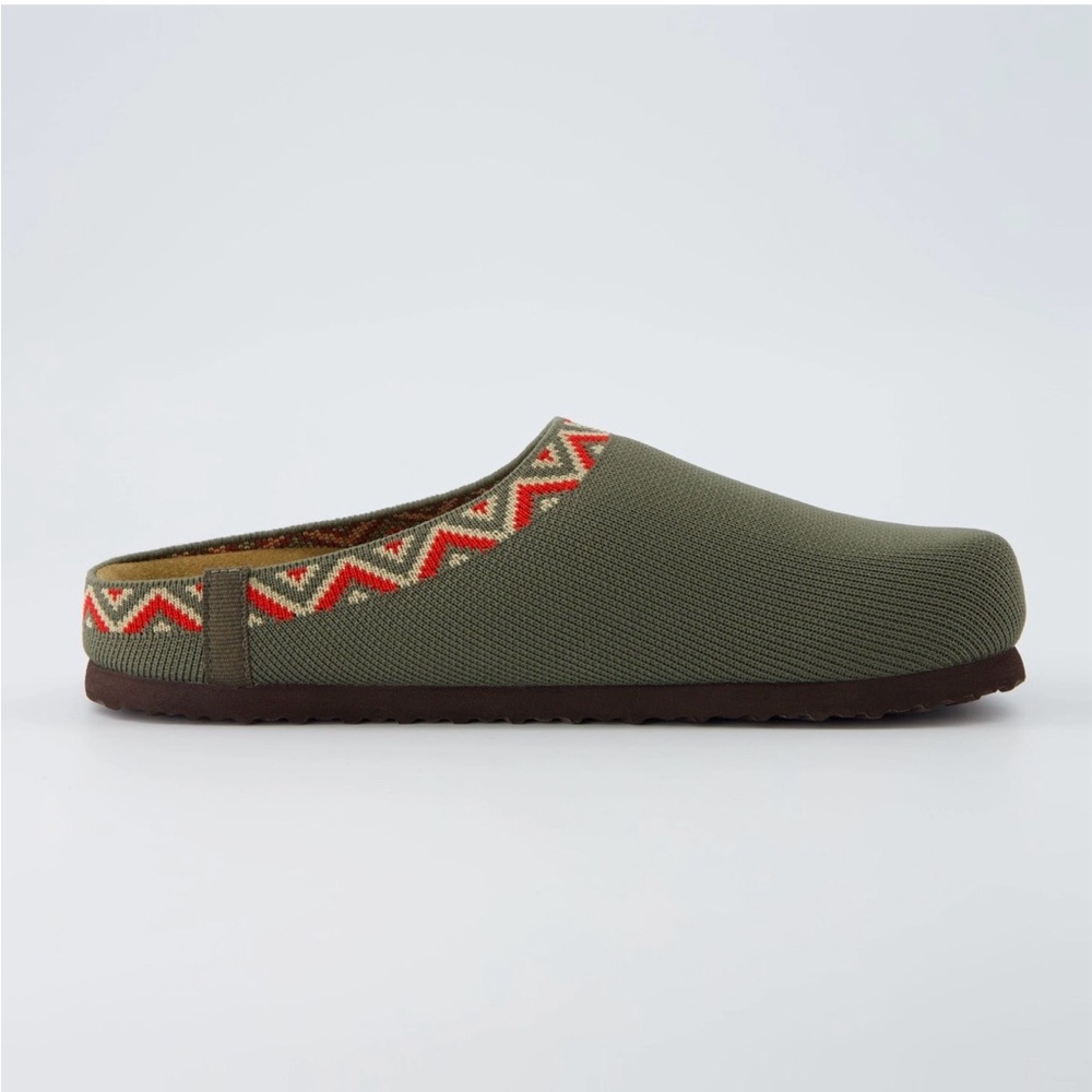 Cushionaire Swiss Clog - Picture 2 of 3